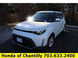 Used 2023 Kia Soul LX w/ LX Technology Package video 3