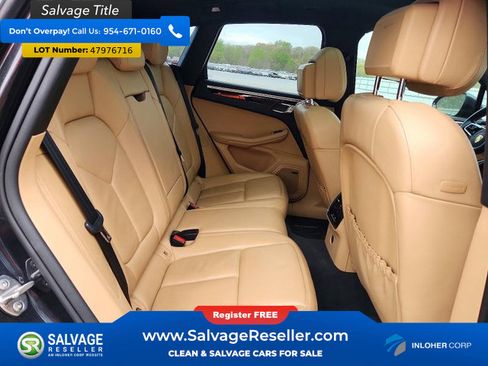 Used 2018 Porsche Macan Sport Edition image 15