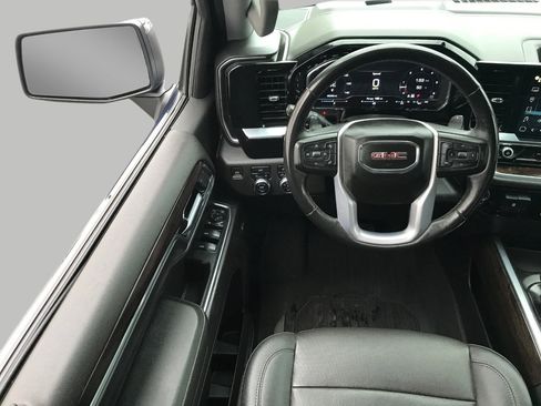 Certified 2022 GMC Sierra 1500 SLT w/ SLT Premium Plus Package image 5