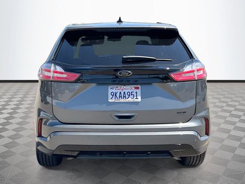 Used 2024 Ford Edge SE w/ Black Appearance Package image 6