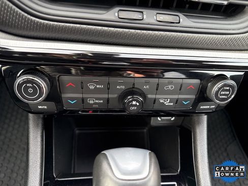 Used 2025 Jeep Compass Trailhawk image 26