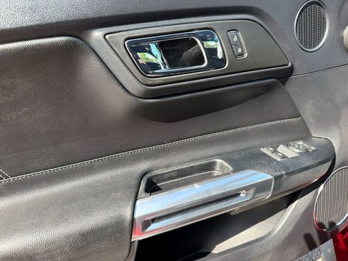 Used 2015 Ford Mustang Premium RWD image 29