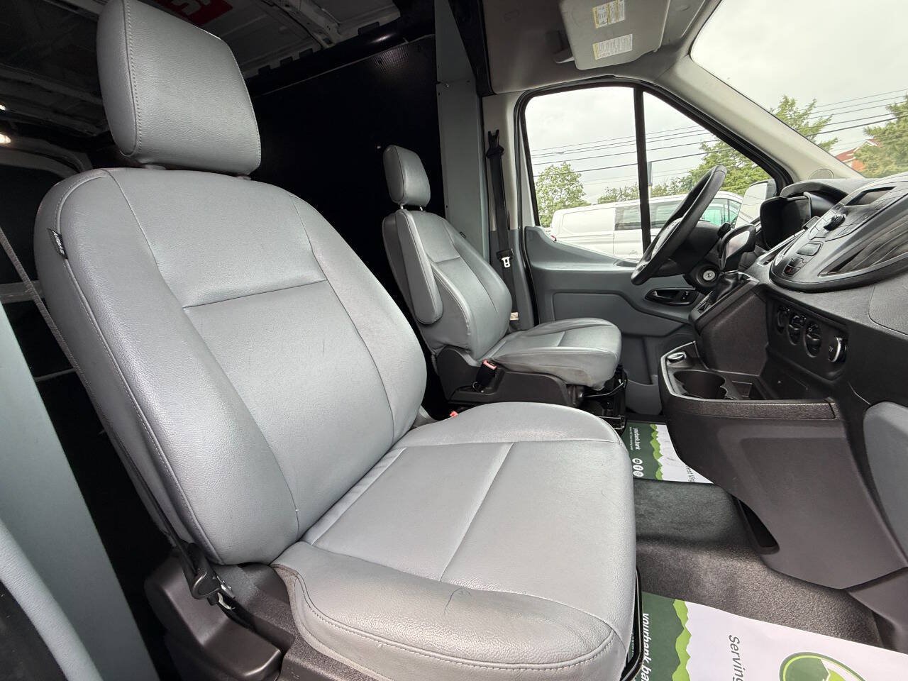 Used 2018 Ford Transit 250 148 Medium Roof RWD image 23