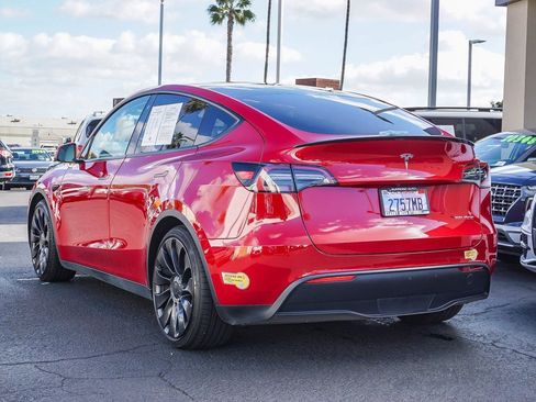 Used 2022 Tesla Model Y Performance image 4