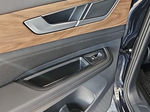 New 2026 Volkswagen Atlas SE AWD/4WD image 24