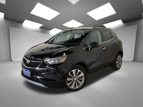 Used 2020 Buick Encore Preferred w/ Safety Package image 2