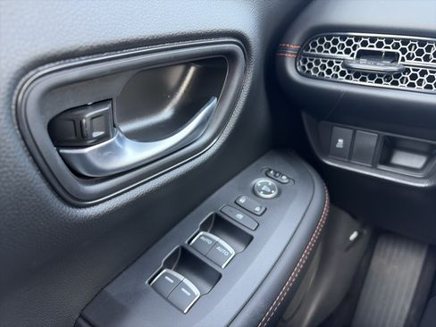 Certified 2026 Honda HR-V Sport image 26