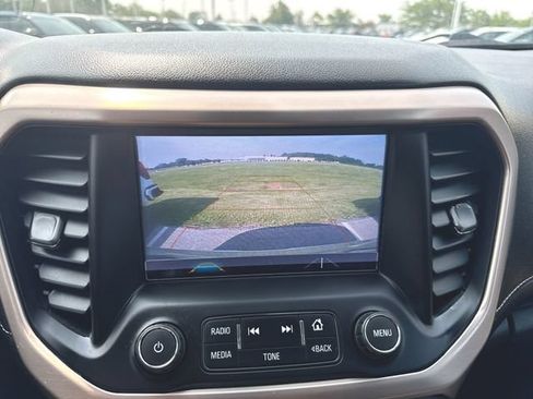 Used 2018 GMC Acadia Denali AWD/4WD image 15