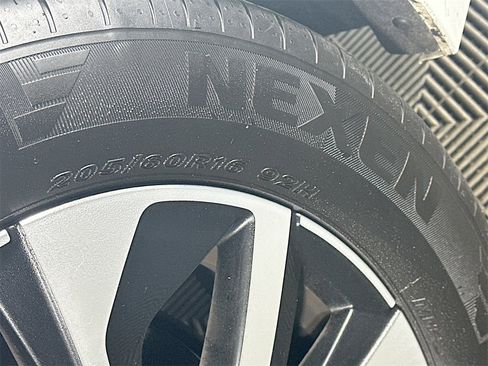 Used 2024 Volkswagen Jetta S image 30