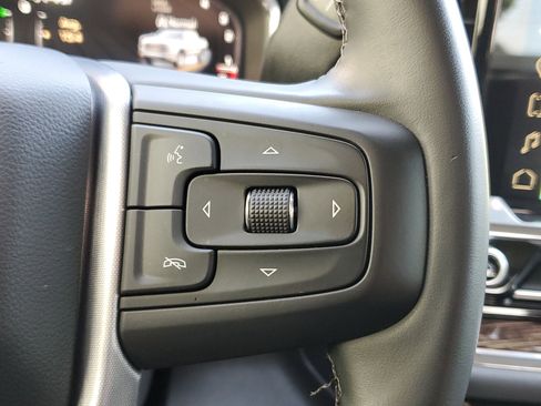 Used 2025 GMC Sierra 1500 Elevation image 23