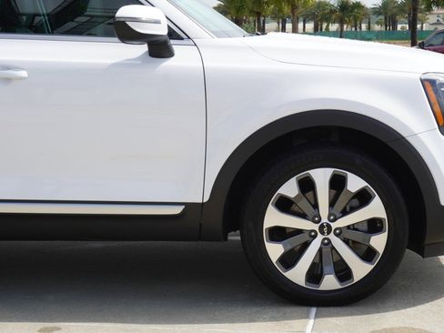 Used 2022 Kia Telluride S AWD/4WD image 9