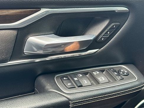 Used 2022 RAM 1500 Laramie image 12