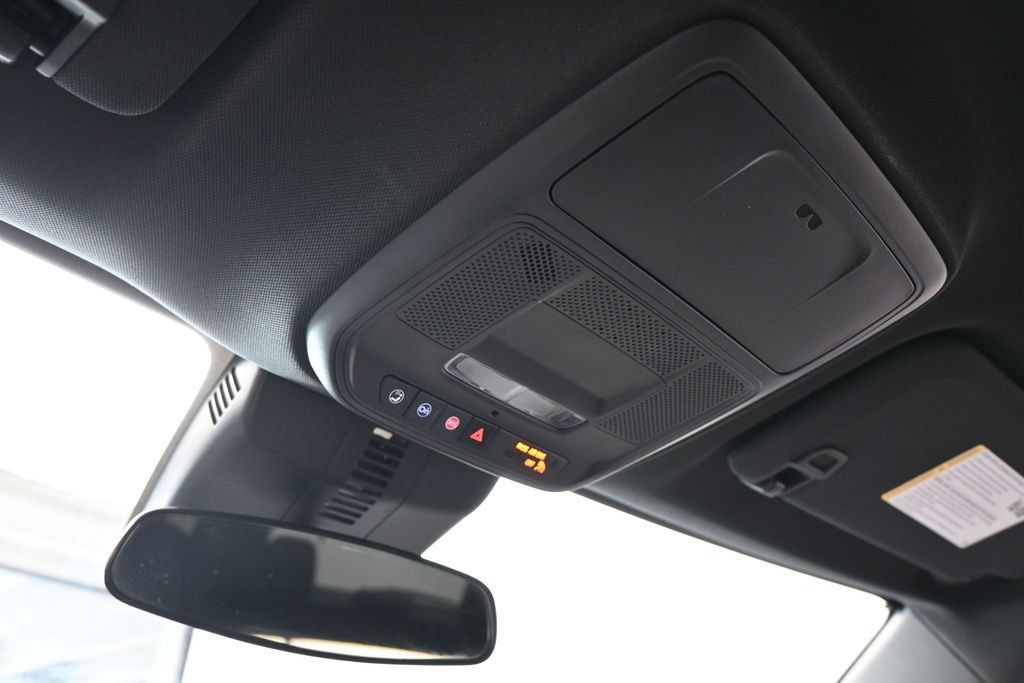 Used 2024 Chevrolet Traverse LT w/ Midnight/Sport Edition FWD image 27
