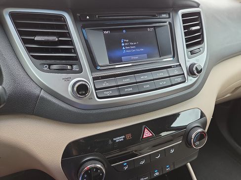 Used 2016 Hyundai Tucson Eco FWD image 13