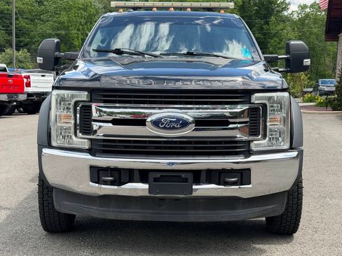 Used 2017 Ford F550 4x4 Regular Cab Super Duty image 2