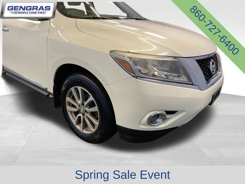 Used 2015 Nissan Pathfinder SL w/ SL Tech Package AWD/4WD image 50