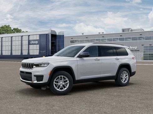 New 2026 Jeep Grand Cherokee L Laredo RWD image 2