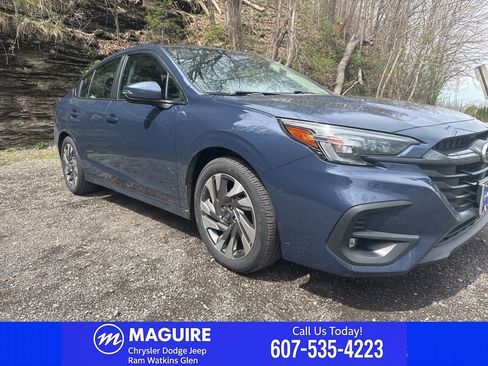 Used 2025 Subaru Legacy Limited AWD/4WD image 12