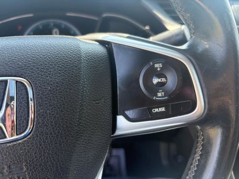 Used 2017 Honda Civic EX-L image 11
