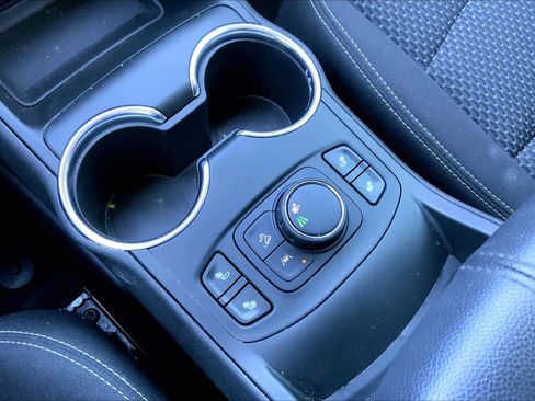 Used 2022 GMC Terrain SLE w/ Driver Convenience Package image 58