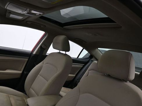 Used 2017 Hyundai Elantra Value Edition image 24