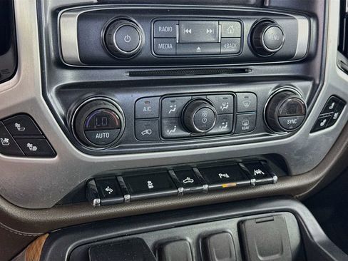 Used 2018 GMC Sierra 1500 SLT w/ Enhanced Driver Alert Package RWD image 19