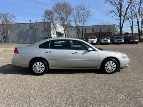 Used 2007 Chevrolet Impala LT image 9