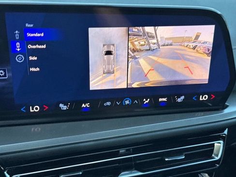 New 2026 Chevrolet Traverse LT w/ Enhanced Driving Package image 30