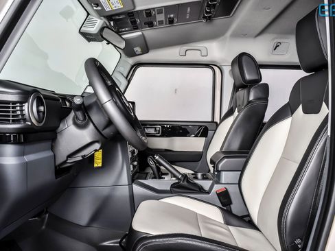 Used 2024 INEOS Grenadier Base image 14