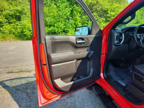 Used 2021 GMC Sierra 1500 AT4 AWD/4WD image 15