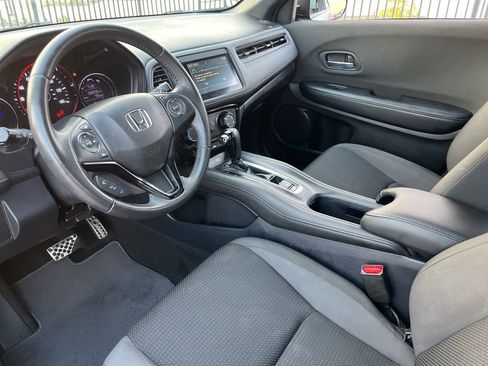 Used 2021 Honda HR-V Sport image 19