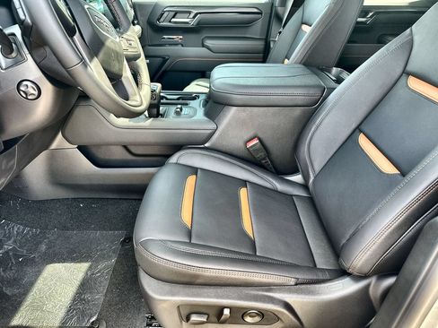 New 2026 GMC Sierra 1500 AT4 w/ AT4 Premium Package AWD/4WD image 24