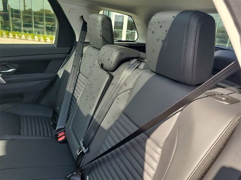 New 2025 Land Rover Discovery Sport S image 15