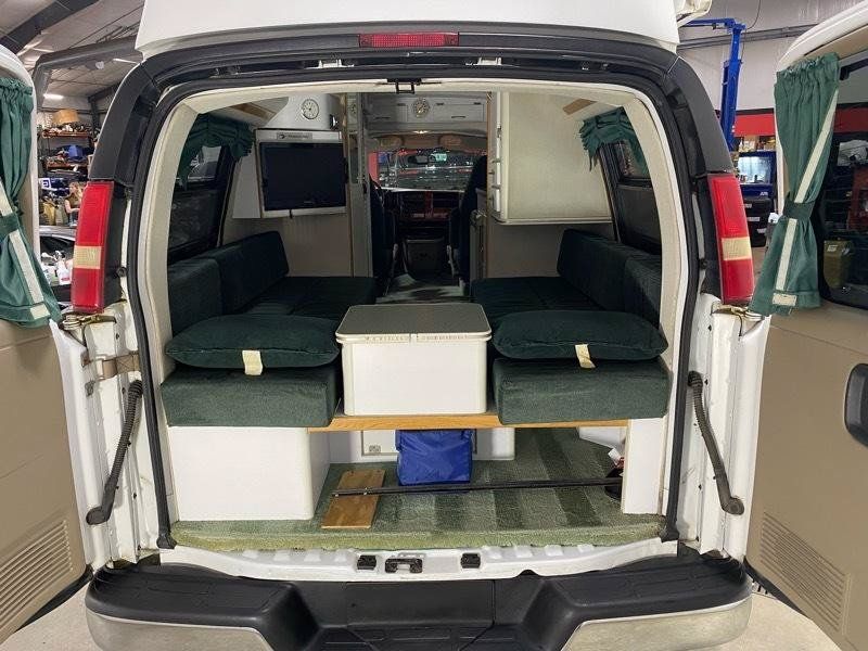 Used 2003 Chevrolet Express 3500 Extended RWD image 20
