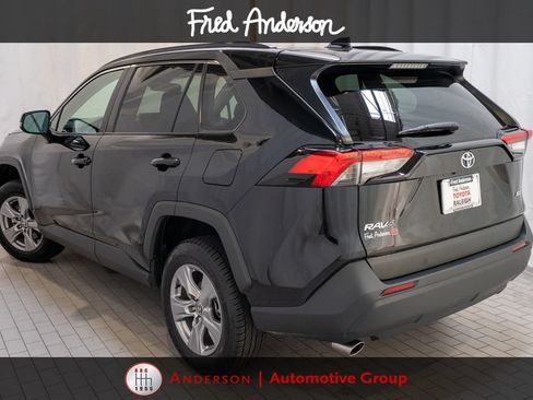 Used 2025 Toyota RAV4 XLE FWD image 3