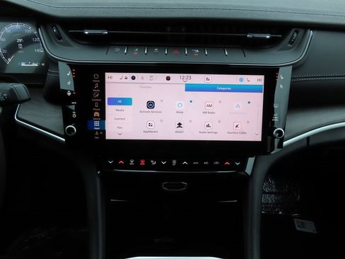 New 2026 Jeep Grand Cherokee Limited image 5