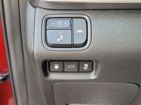 Used 2020 Kia Optima S image 27