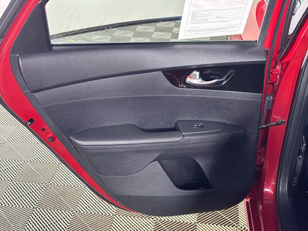 Used 2021 Kia Forte EX FWD image 20