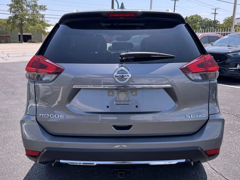 Used 2018 Nissan Rogue SL w/ Premium Package AWD/4WD image 6