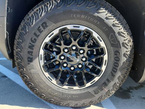 New 2026 Chevrolet Silverado EV Trail Boss w/ Premium Package image 65