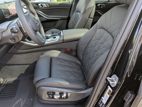 New 2026 BMW X5 xDrive40i AWD/4WD image 17