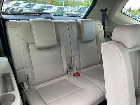 Used 2019 Volkswagen Atlas SE w/ Towing Package image 45