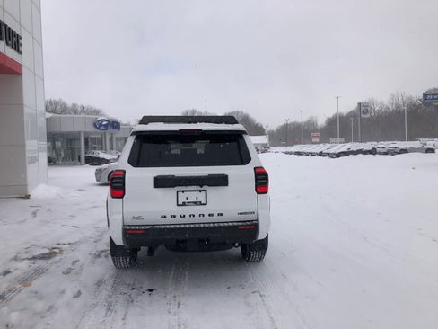 New 2026 Toyota 4Runner TRD Off-Road image 6