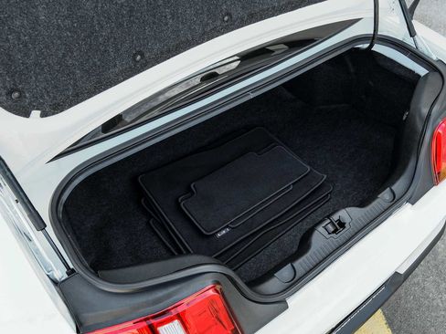 Used 2012 Ford Mustang GT Premium image 48