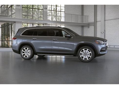 Used 2023 Mercedes-Benz GLS 450 4MATIC image 15