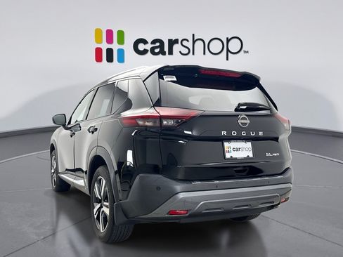 Used 2023 Nissan Rogue SL w/ SL Premium Package AWD/4WD image 3