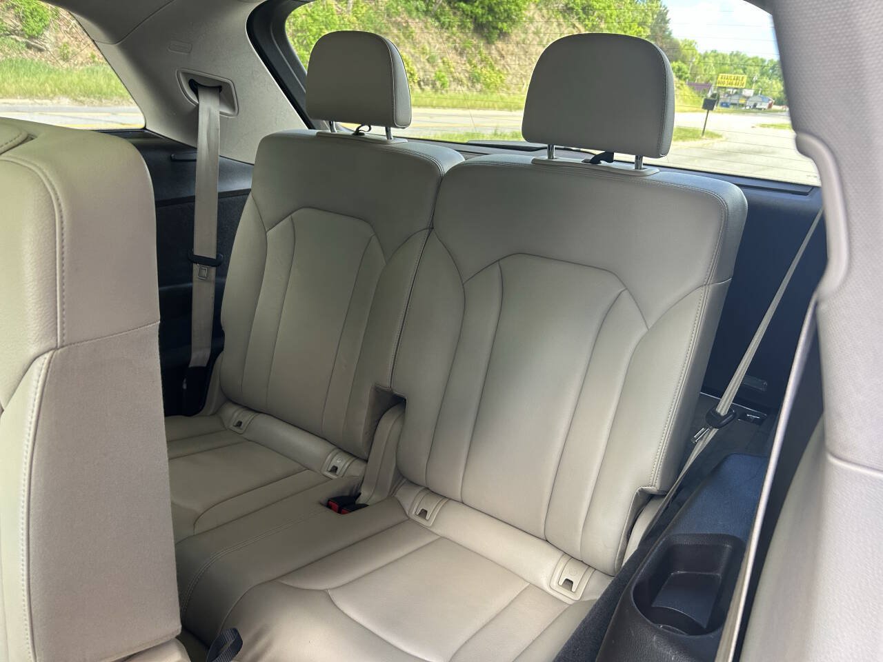 Used 2017 Audi Q7 3.0T Premium Plus AWD/4WD image 32