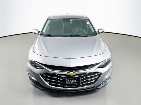 Used 2024 Chevrolet Malibu LT FWD image 3