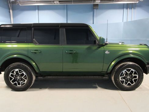 Used 2024 Ford Bronco Outer Banks image 32