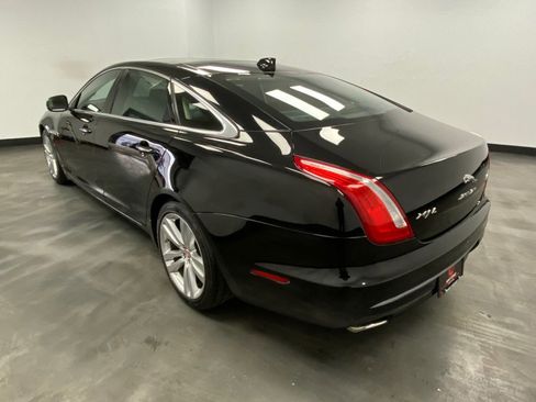 Used 2017 Jaguar XJ L Portfolio image 4